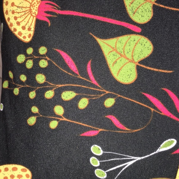 NWT OS Lularoe Leggings - Picture 2 of 2